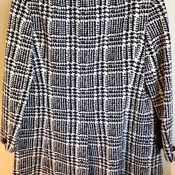 Christian Dior Coat-navy and white houndstooth - Picture 8 of 8